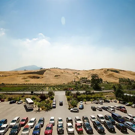 Hotel Giatra