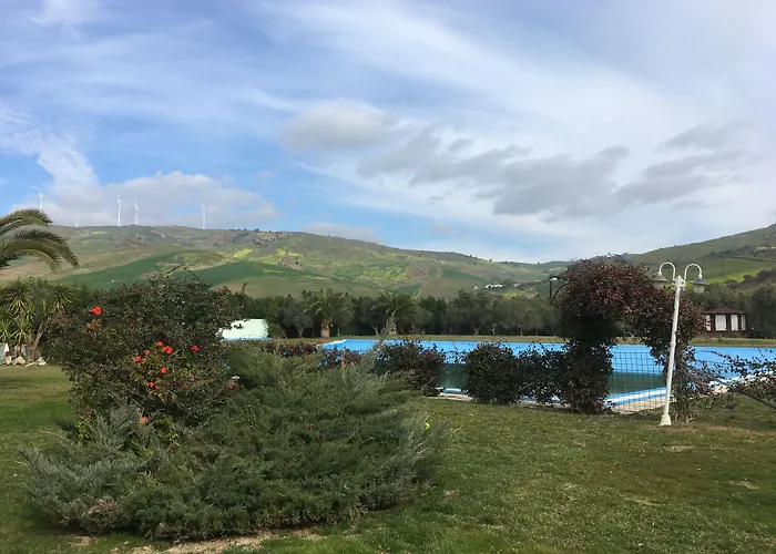 Giatra فندق Cammarata